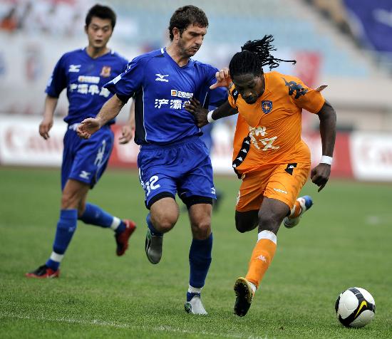 覆雪之上用建筑美学和道德抉择供暖的游戏