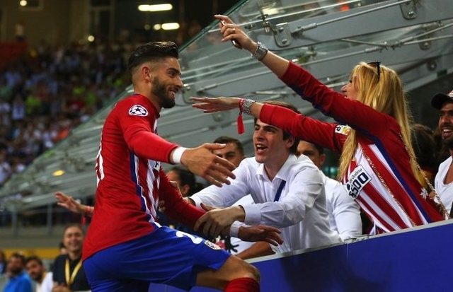 英媒：曼联今天确定临时主帅，让教练团队有时间备战曼市德比